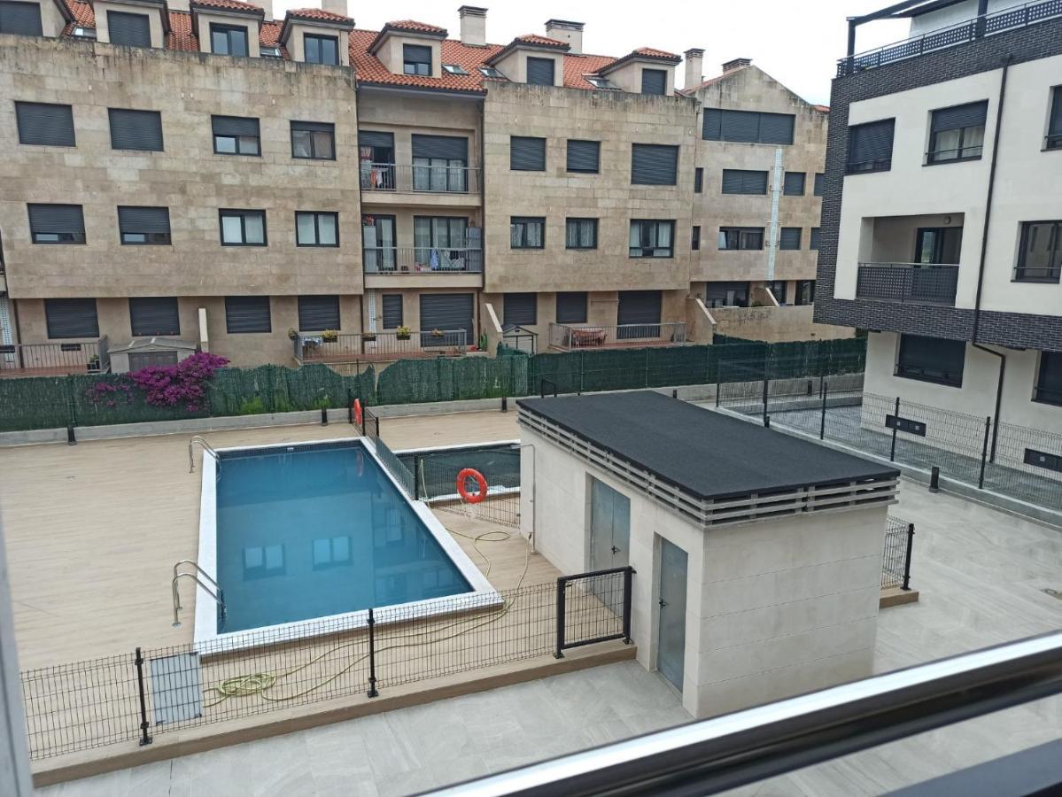 شقة Sueve, Apartamento Con Piscina En يانس المظهر الخارجي الصورة